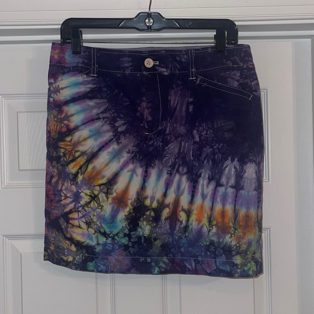 Lilly Pulitzer Tie-Dye look Purple Skirt. GUC